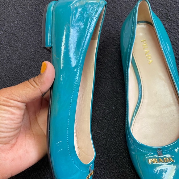 Prada flats - Picture 3 of 9